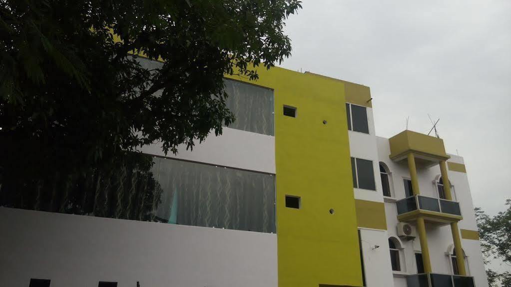 Hotel Rajkamal Deoghar Kültér fotó