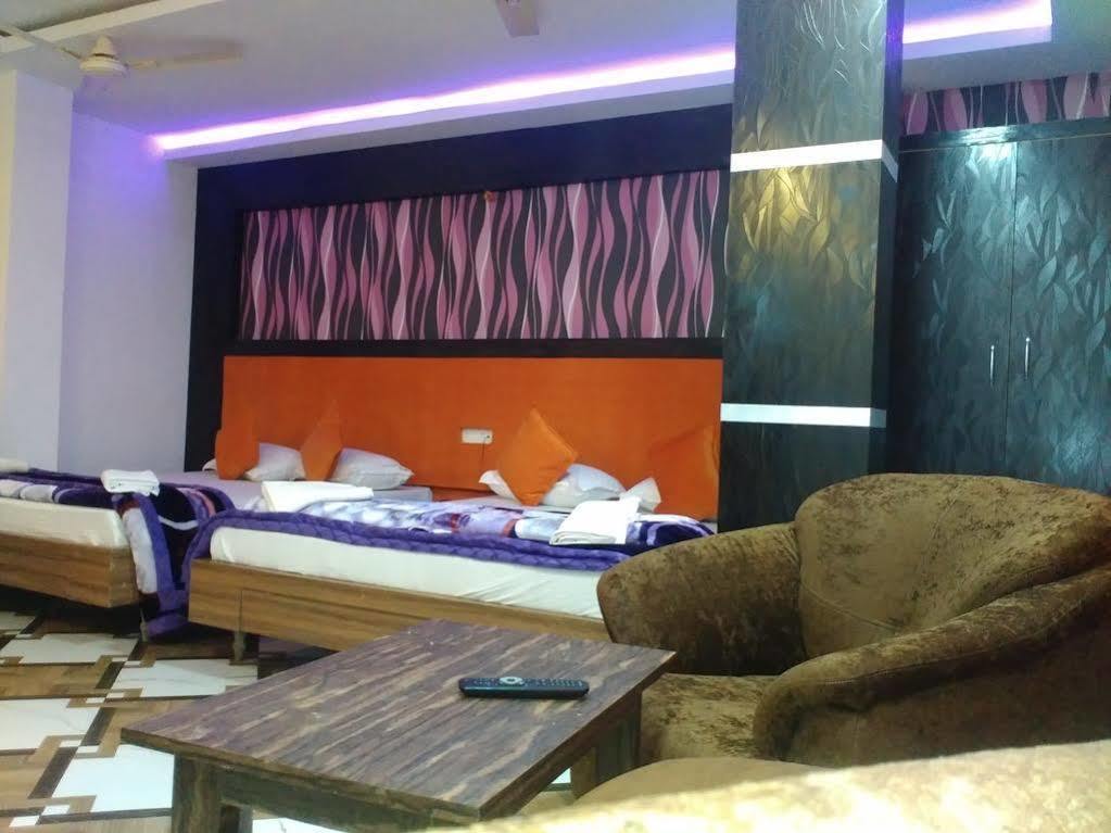 Hotel Rajkamal Deoghar Kültér fotó