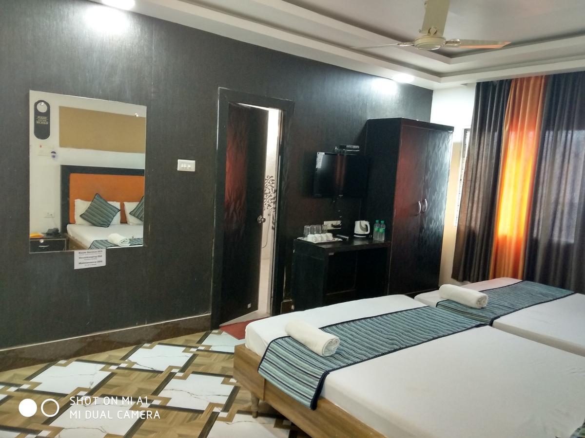 Hotel Rajkamal Deoghar Kültér fotó