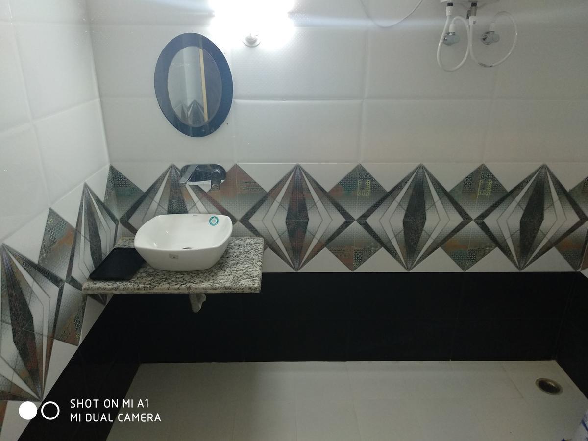 Hotel Rajkamal Deoghar Kültér fotó